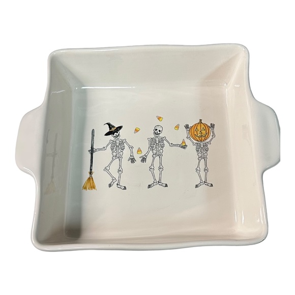 Rae Dunn "TRICK OR TREAT" Dancing Skeleton Baker Dish - Picture 1 of 2